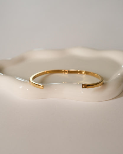 Diamond 18K Gold Bangle Bracelet - Waterproof 316L Stainless Steel