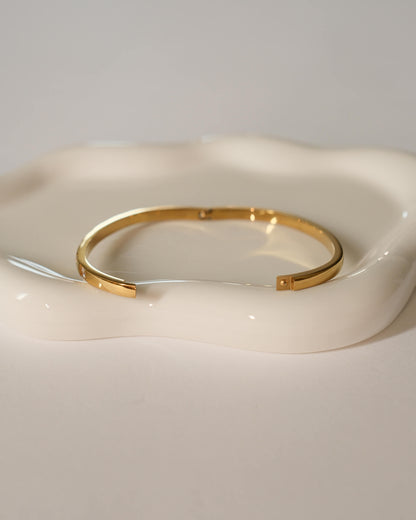 Diamond 18K Gold Bangle Bracelet - Waterproof 316L Stainless Steel