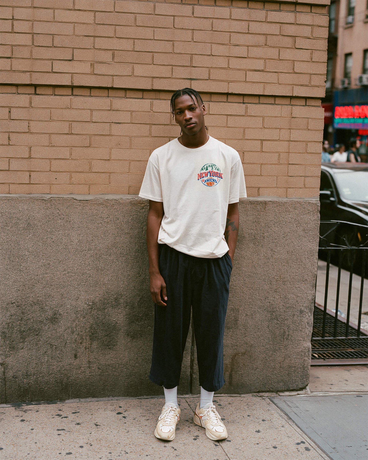 New York Knicks Manhattan Graphic Tee